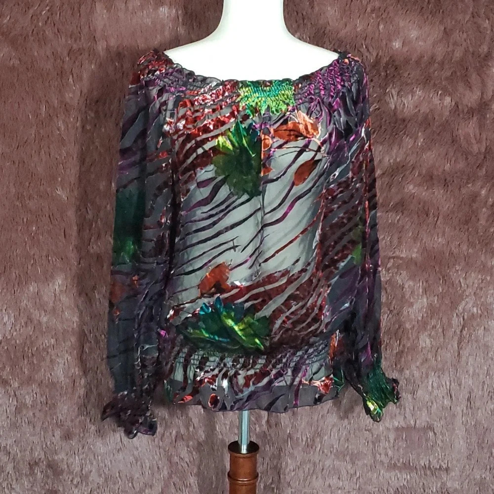 Nvgard Sheer Floral Blouse
